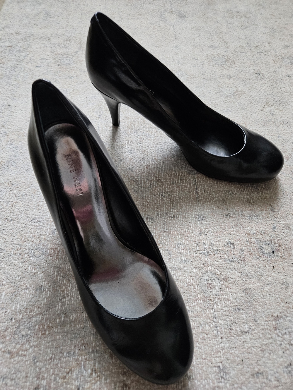 Nine West  Black Patent Leather Round-Toe Pumps